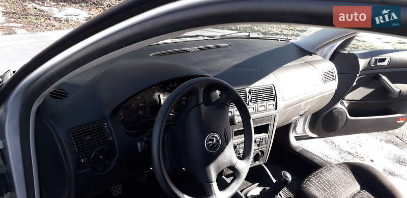 Хетчбек Volkswagen Golf 2002 в Краматорську фото 9 Хетчбек Volkswagen Golf 2002 в Краматорську