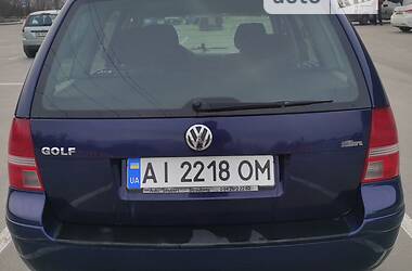 Универсал Volkswagen Golf 2003 в Черновцах