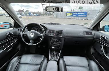 Универсал Volkswagen Golf 2001 в 