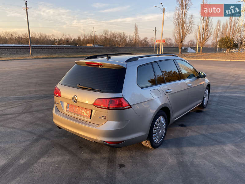 Универсал Volkswagen Golf 2014 в Измаиле