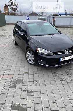 Хэтчбек Volkswagen Golf 2014 в Мукачево