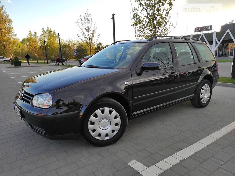 Универсал Volkswagen Golf 2001 в Хмельницком