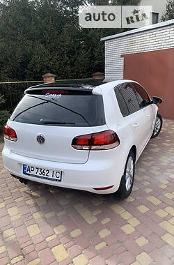 Хетчбек Volkswagen Golf 2012 в Запоріжжі