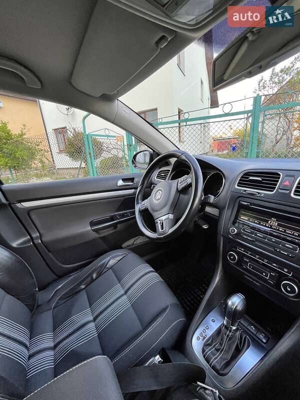 Універсал Volkswagen Golf 2013 в Львові