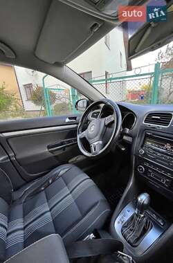 Универсал Volkswagen Golf 2013 в Львове