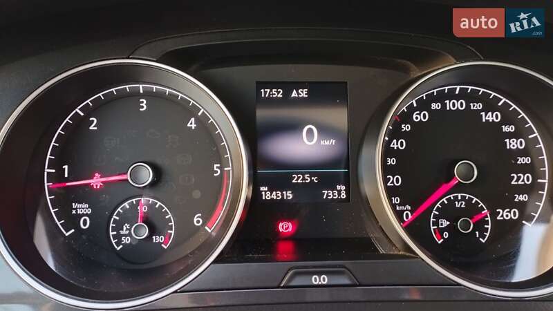 Універсал Volkswagen Golf 2017 в Хусті