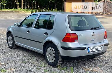 Хэтчбек Volkswagen Golf 2000 в Виннице