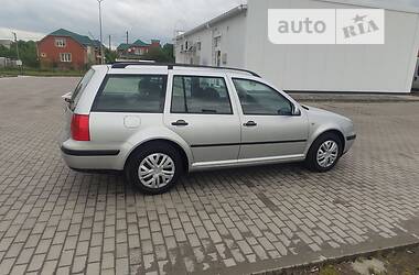 Универсал Volkswagen Golf 2001 в Виннице