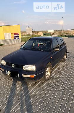 Хэтчбек Volkswagen Golf 1996 в Ровно