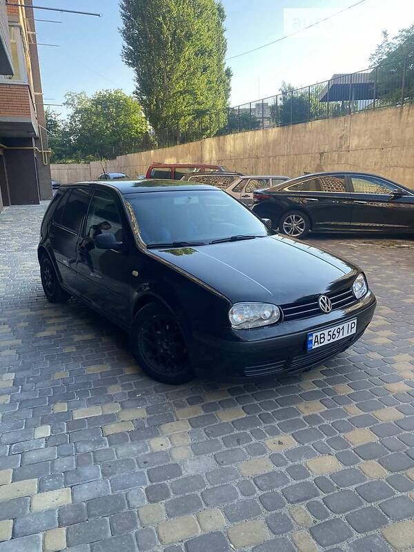 Хетчбек Volkswagen Golf 1999 в Вінниці