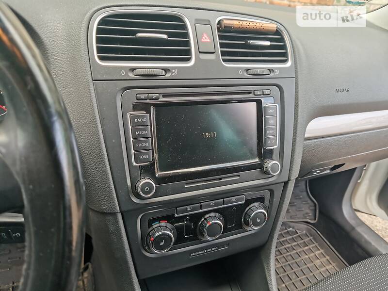 Хэтчбек Volkswagen Golf 2009 в Луцке фото 30 Хэтчбек Volkswagen Golf 2009 в Луцке