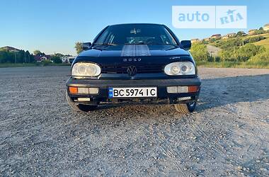 Хетчбек Volkswagen Golf 1994 в Турці