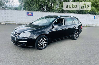Универсал Volkswagen Golf 2009 в 