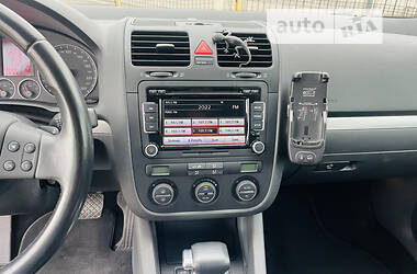 Универсал Volkswagen Golf 2009 в 