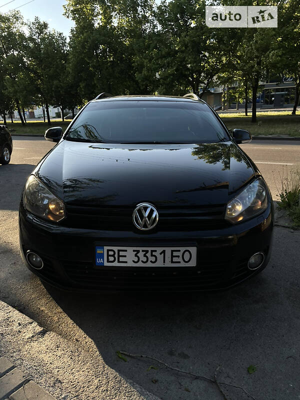Универсал Volkswagen Golf 2012 в Вознесенске