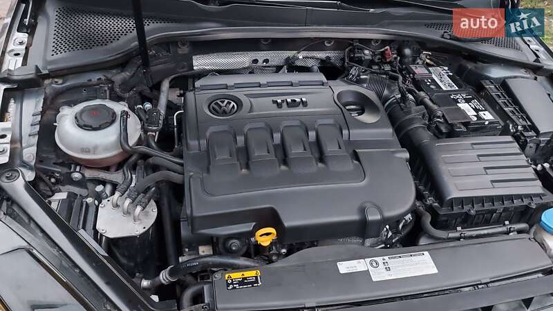 Універсал Volkswagen Golf 2017 в Новомиргороді