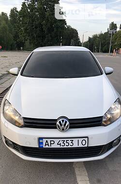 Хетчбек Volkswagen Golf 2010 в Запоріжжі