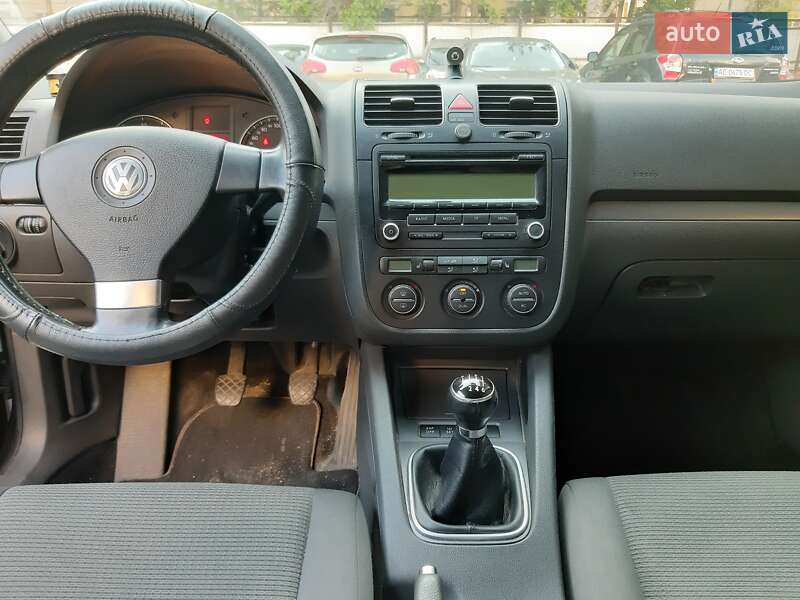 Універсал Volkswagen Golf 2008 в Дніпрі