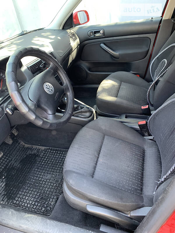 Универсал Volkswagen Golf 2004 в Житомире