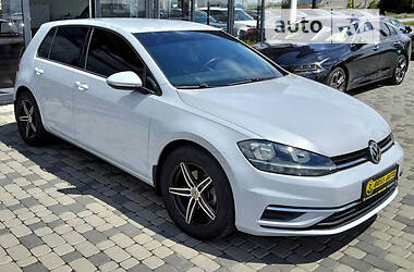 Хетчбек Volkswagen Golf 2018 в Мукачевому