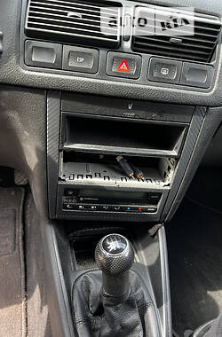 Универсал Volkswagen Golf 2000 в 