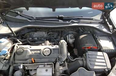 Универсал Volkswagen Golf 2011 в 