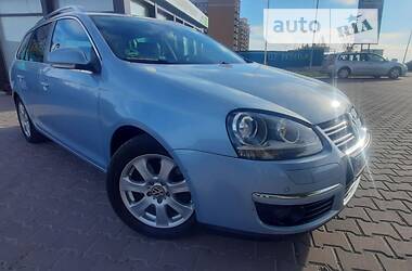 Универсал Volkswagen Golf 2009 в Киеве