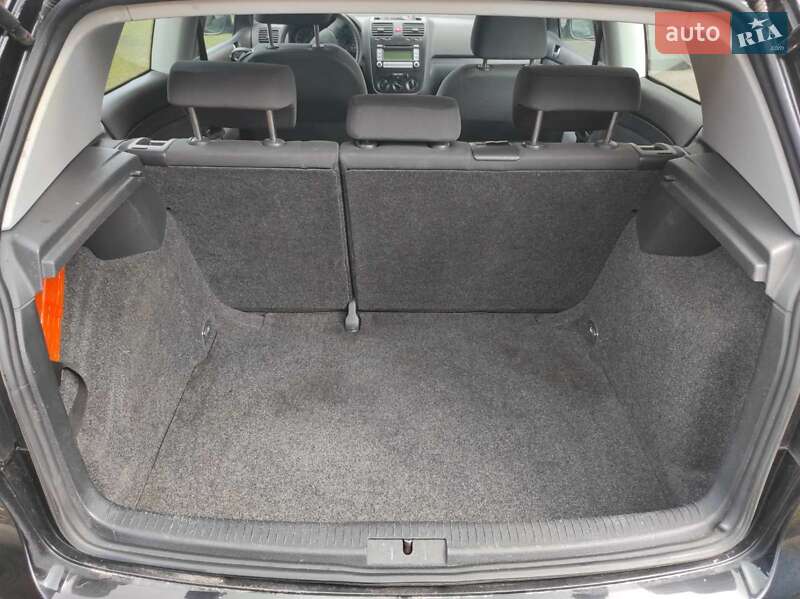 Хетчбек Volkswagen Golf 2007 в Чорткові