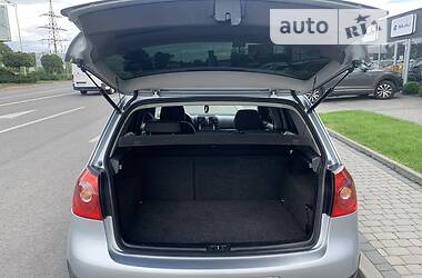 Хетчбек Volkswagen Golf 2008 в Мукачевому