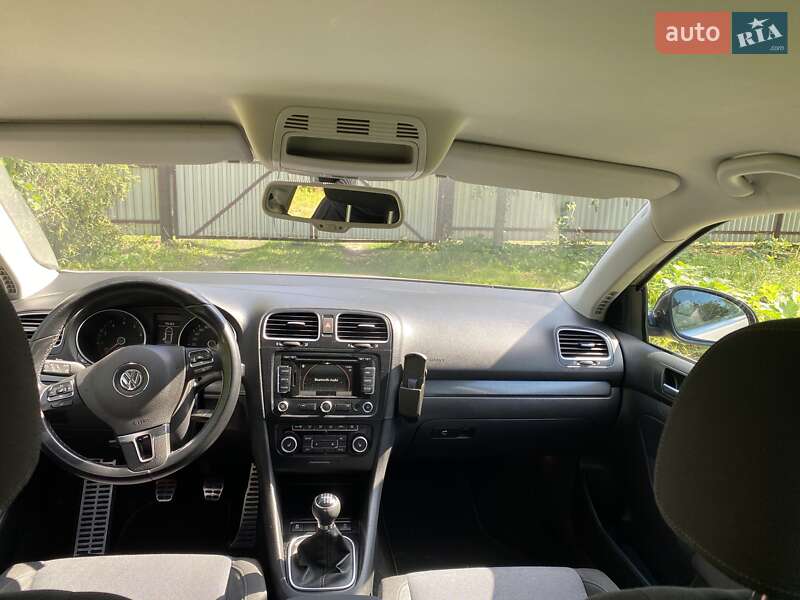 Универсал Volkswagen Golf 2012 в Коломые