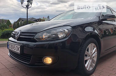 Универсал Volkswagen Golf 2011 в 