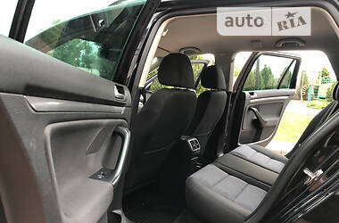 Универсал Volkswagen Golf 2011 в 