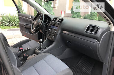 Универсал Volkswagen Golf 2011 в 