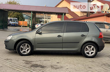 Хэтчбек Volkswagen Golf 2008 в 