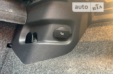 Хэтчбек Volkswagen Golf 2008 в 