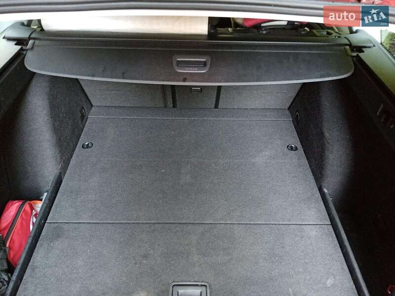 Універсал Volkswagen Golf 2016 в Києві