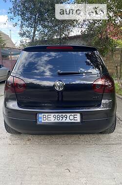 Хэтчбек Volkswagen Golf 2008 в Николаеве