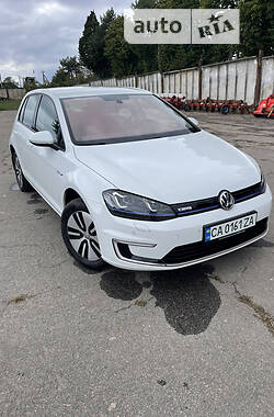 Хетчбек Volkswagen Golf 2016 в Умані