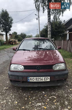 Хэтчбек Volkswagen Golf 1992 в Рахове