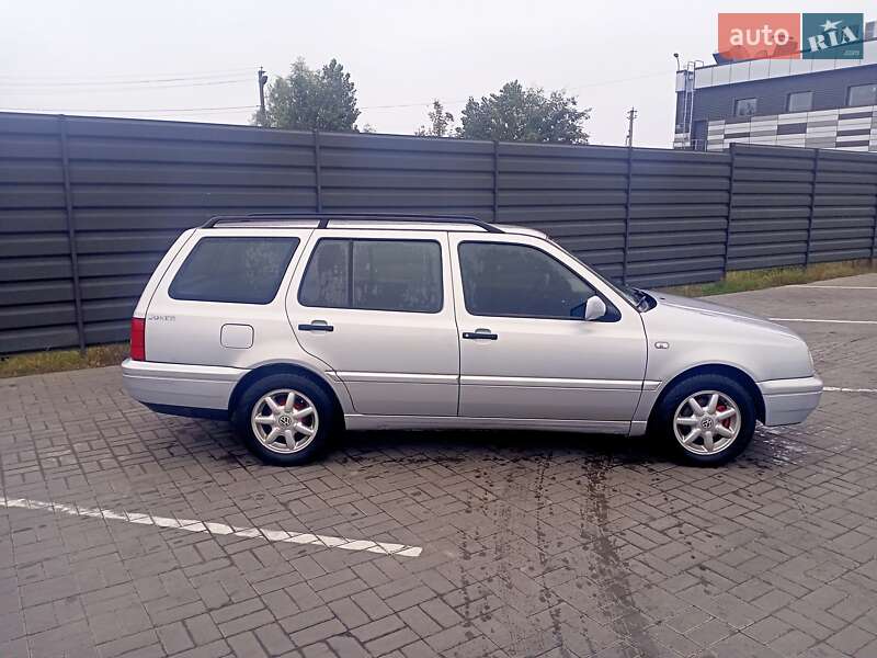 Универсал Volkswagen Golf 1998 в Черкассах