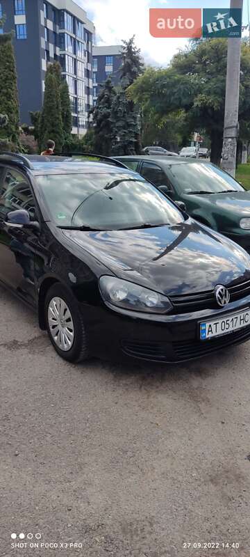 Універсал Volkswagen Golf 2010 в Долині