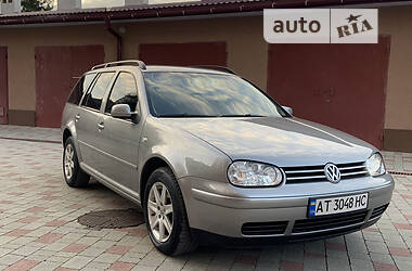 Универсал Volkswagen Golf 2003 в 