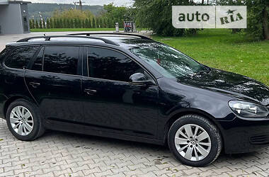 Універсал Volkswagen Golf 2013 в 