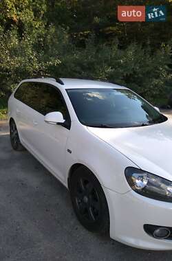 Универсал Volkswagen Golf 2010 в Львове