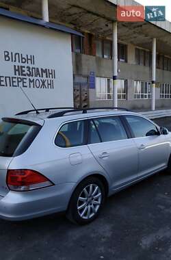 Универсал Volkswagen Golf 2008 в Здолбунове