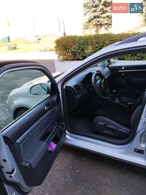 Универсал Volkswagen Golf 2008 в Здолбунове