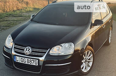 Універсал Volkswagen Golf 2008 в 