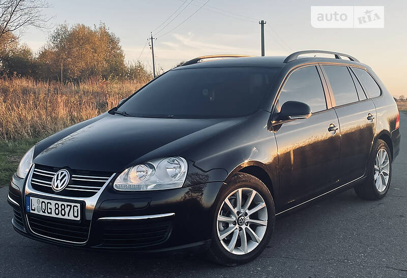Універсал Volkswagen Golf 2008 в 
