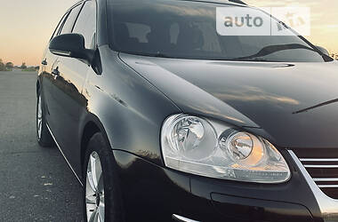 Універсал Volkswagen Golf 2008 в 