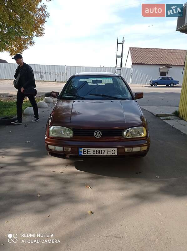 Хетчбек Volkswagen Golf 1997 в Первомайську